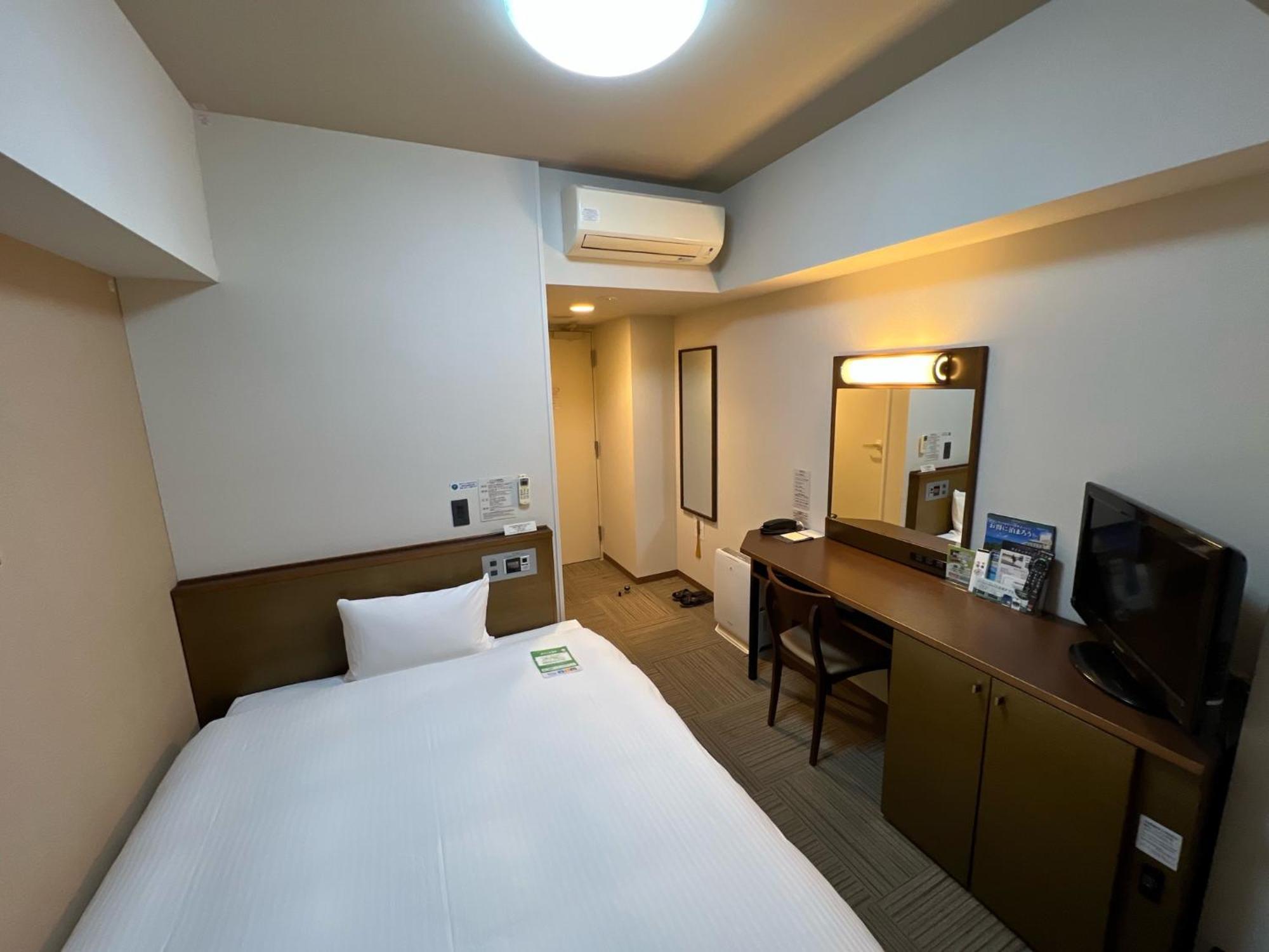 Hotel Route-Inn Uozu Exterior photo